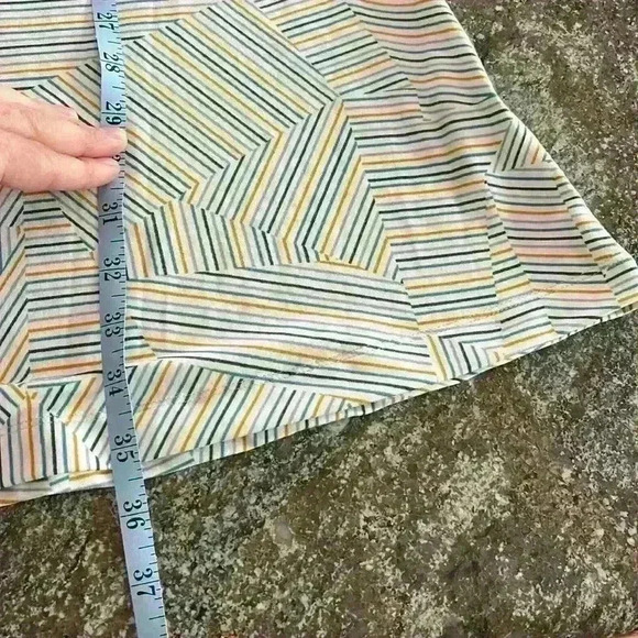 EUC Title Nine Womens Yes Dress Size M Blue Gold Abstract Built In Bra Athletic - Picture 13 of 13